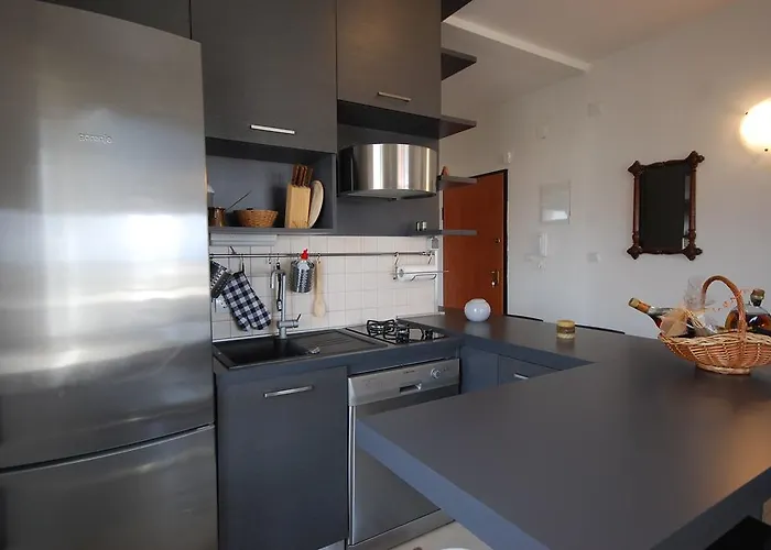 Apartment Vesna By El-pi Tours