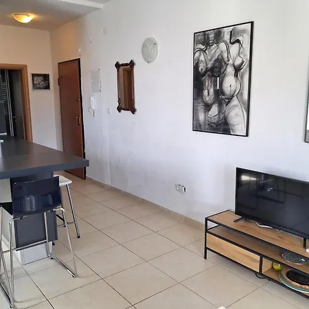 Appartement Vesna By El-pi Tours *