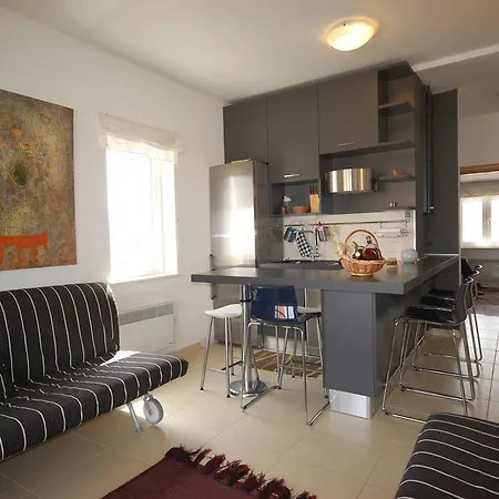Vesna By El-pi Tours Apartman
